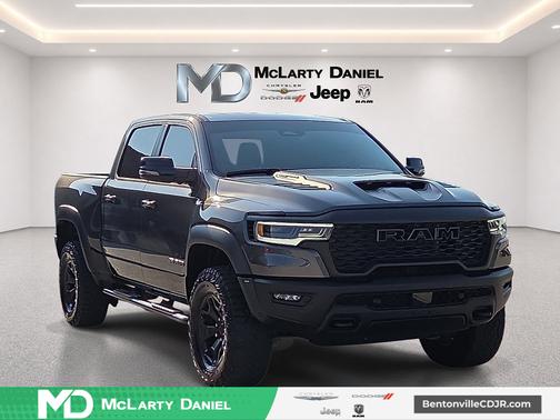 Granite Crystal Met CC 2025 RAM 1500 RHO