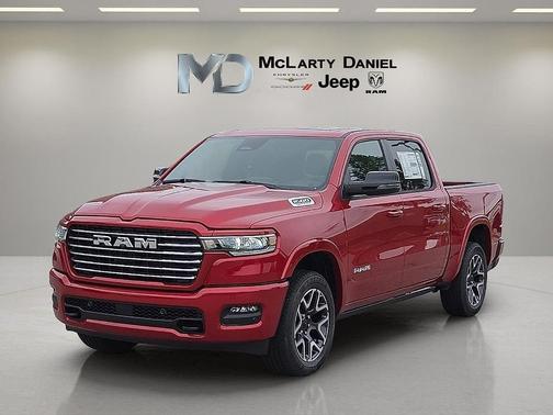 Molten Red Pearlcoat 2026 RAM 1500 Laramie