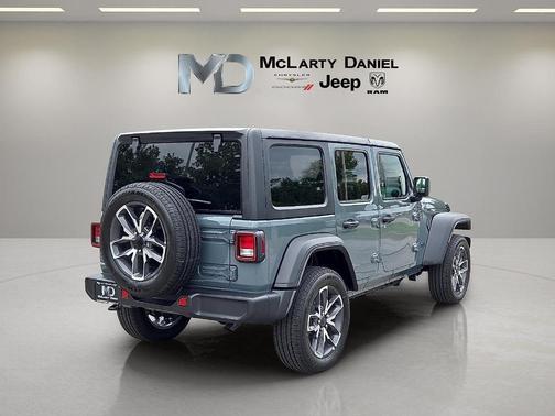 2025 Jeep Wrangler 4xe Sport