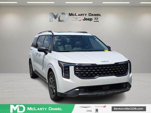 Snow White Pearl 2025 Kia Carnival SX Prestige