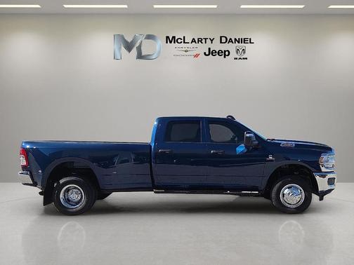Patriot Blue Pearlcoat 2024 RAM 3500 Tradesman