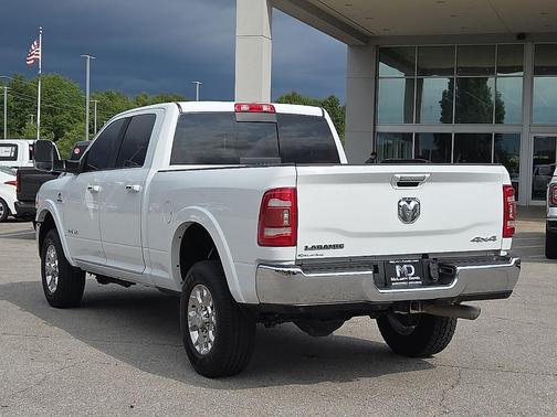 Bright White Clearcoat 2022 RAM 2500 Laramie