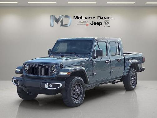 Anvil Clearcoat 2026 Jeep Gladiator Sport