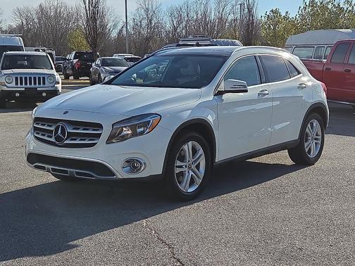 2018 Mercedes-Benz GLA 250 Base 4MATIC