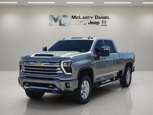 Sterling Gray Metallic 2024 Chevrolet Silverado 3500 High Country