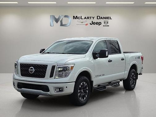 2018 Nissan Titan PRO-4X