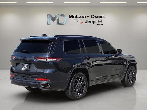 2023 Jeep Grand Cherokee L Summit