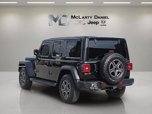 Black Clearcoat 2020 Jeep Wrangler Unlimited Sport