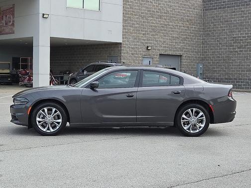 Granite Crystal Clearcoat Metallic 2022 Dodge Charger SXT