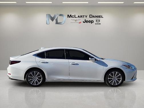 2020 Lexus ES 350 Base
