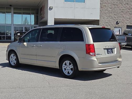 Cashmere Pearlcoat 2013 Dodge Grand Caravan Crew