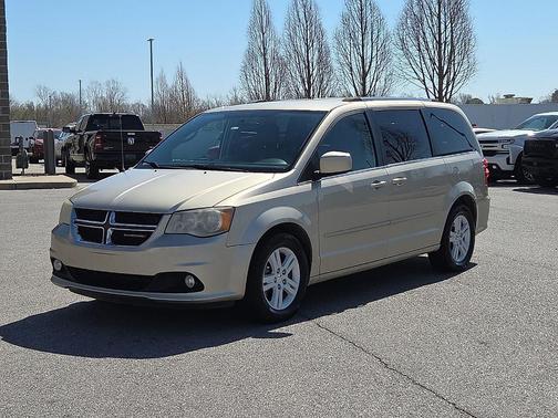 Cashmere Pearlcoat 2013 Dodge Grand Caravan Crew