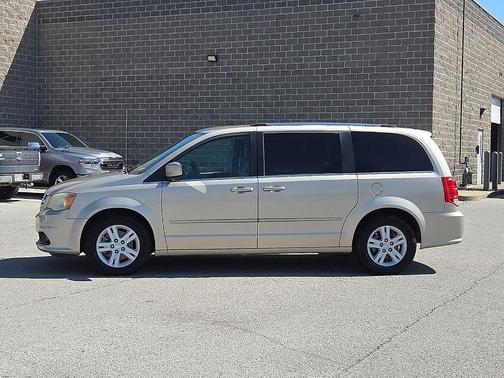 Cashmere Pearlcoat 2013 Dodge Grand Caravan Crew