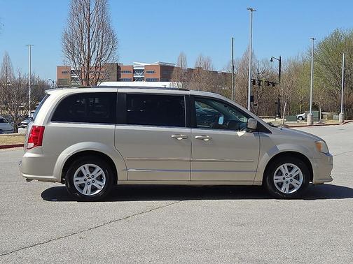 Cashmere Pearlcoat 2013 Dodge Grand Caravan Crew