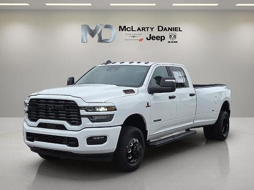 Bright White Clearcoat 2026 RAM 3500 Big Horn