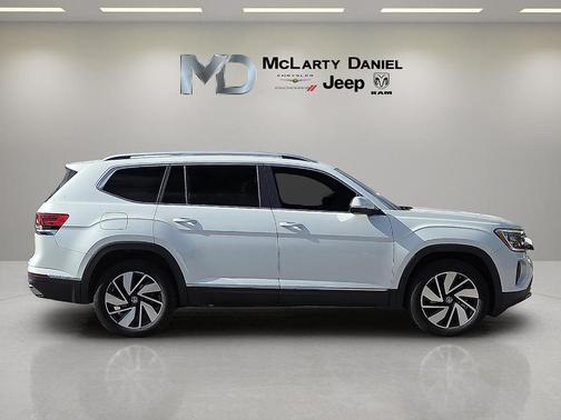 2024 Volkswagen Atlas 2.0T SEL