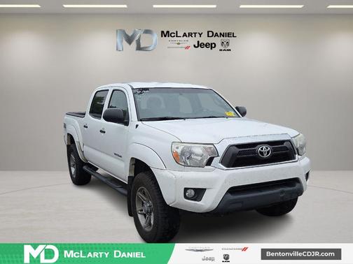 Super White 2014 Toyota Tacoma