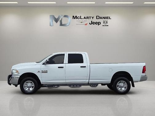 Bright White Clearcoat 2018 RAM 2500 Tradesman