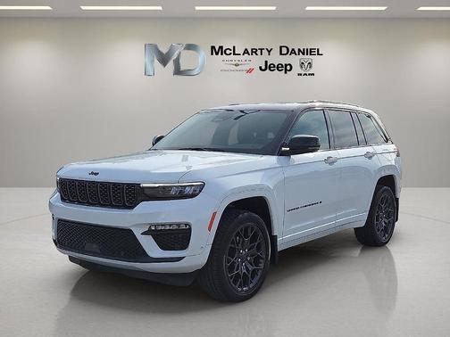 2025 Jeep Grand Cherokee Summit