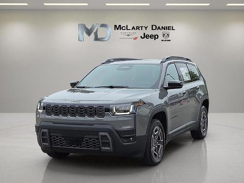 Sting Gray Clearcoat 2026 Jeep Cherokee LAREDO/LIMITED
