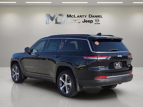 Diamond Black 2026 Jeep Grand Cherokee L Limited
