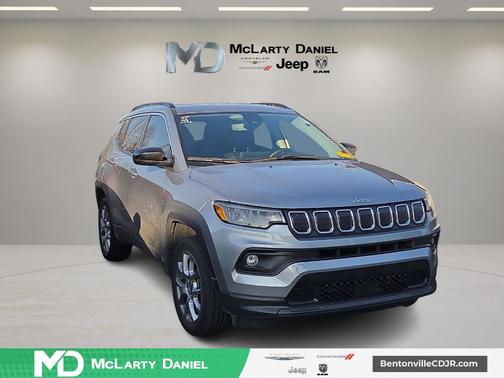 2022 Jeep Compass Latitude Lux