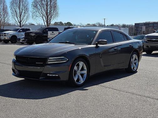 2018 Dodge Charger SXT Plus