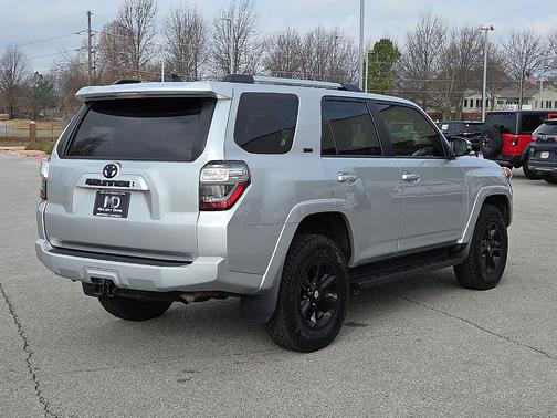 2024 Toyota 4Runner SR5 Premium