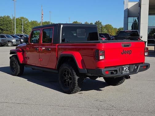2021 Jeep Gladiator Sport