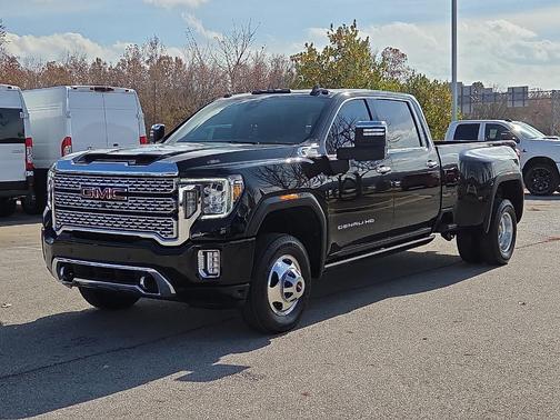 2022 GMC Sierra 3500 Denali