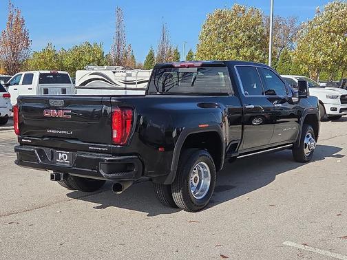 2022 GMC Sierra 3500 Denali