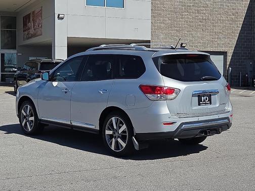 2013 Nissan Pathfinder Platinum