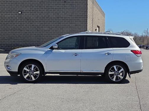 2013 Nissan Pathfinder Platinum