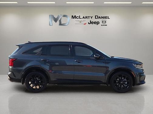 Gravity Gray 2023 Kia Sorento SX