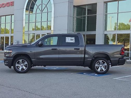 Granite Crystal Clearcoat Metallic 2027 RAM 1500 Express