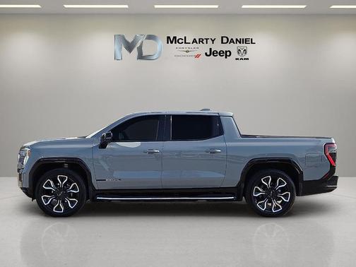 2024 GMC Sierra EV Denali