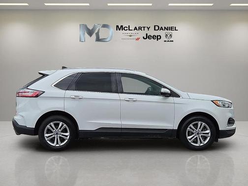Oxford White 2020 Ford Edge SEL