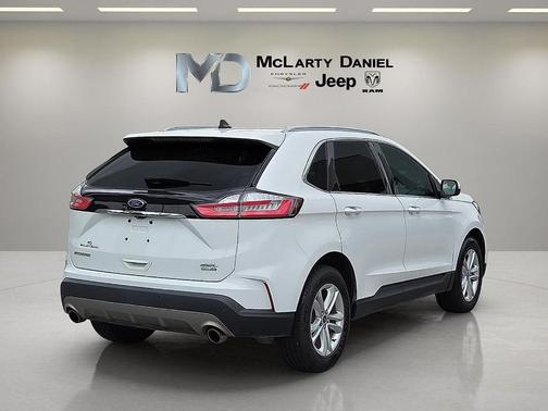 Oxford White 2020 Ford Edge SEL
