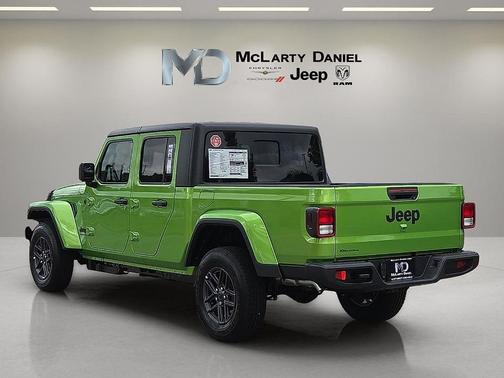 Mojito! Clearcoat 2026 Jeep Gladiator Sport