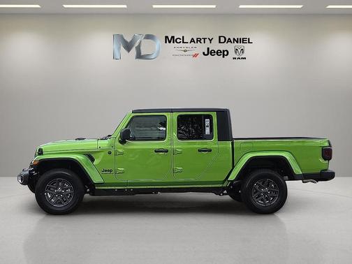 Mojito! Clearcoat 2026 Jeep Gladiator Sport