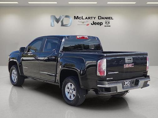 2016 GMC Canyon Base