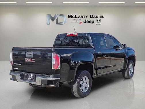 2016 GMC Canyon Base