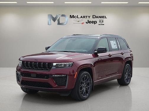 Velvet Red Pearlcoat 2026 Jeep Grand Cherokee Summit