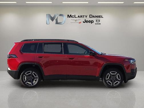 2026 Jeep Cherokee LAREDO/LIMITED