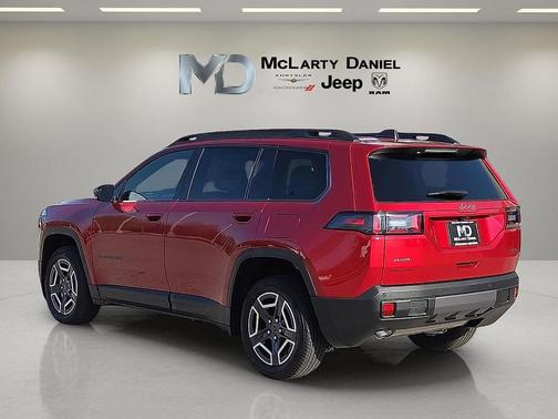 2026 Jeep Cherokee LAREDO/LIMITED