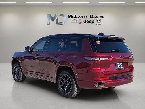 2025 Jeep Grand Cherokee L Summit