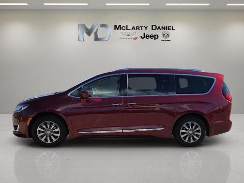 2020 Chrysler Pacifica Touring-L Plus
