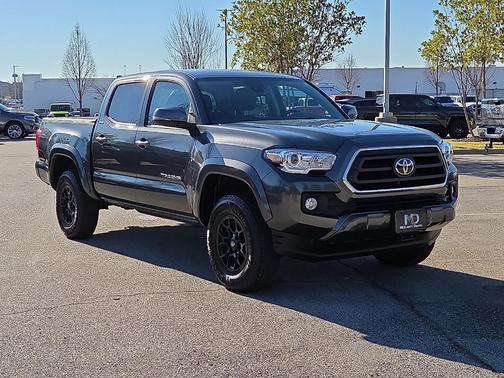 2022 Toyota Tacoma SR5