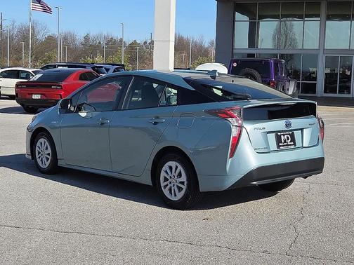 2017 Toyota Prius Four