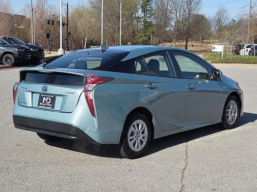 2017 Toyota Prius Four